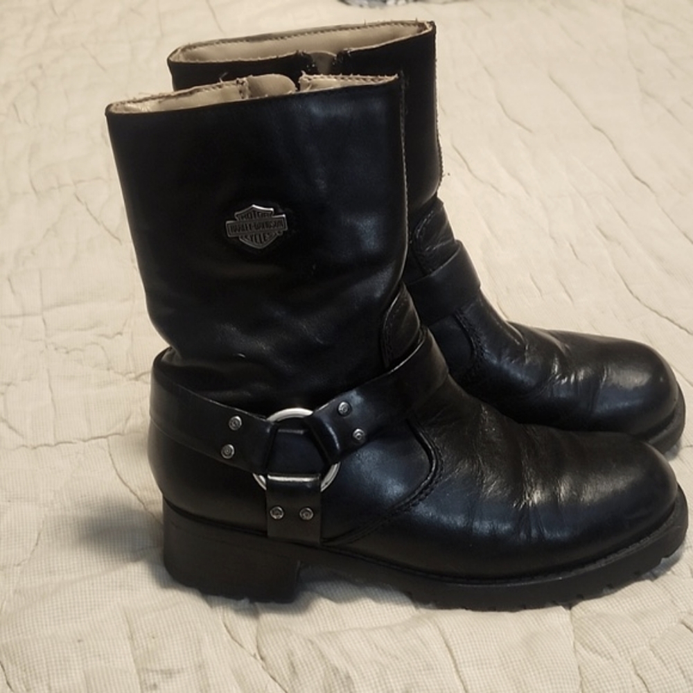 Women's Harley Davidson genuine riding boots. SIZE 8 1/2